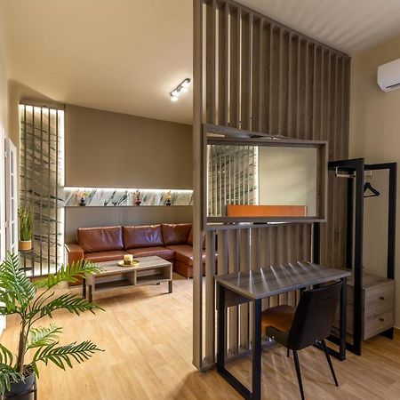 Noho Boutique , Premium Living Dikeou 8 Apartment Атина Екстериор снимка