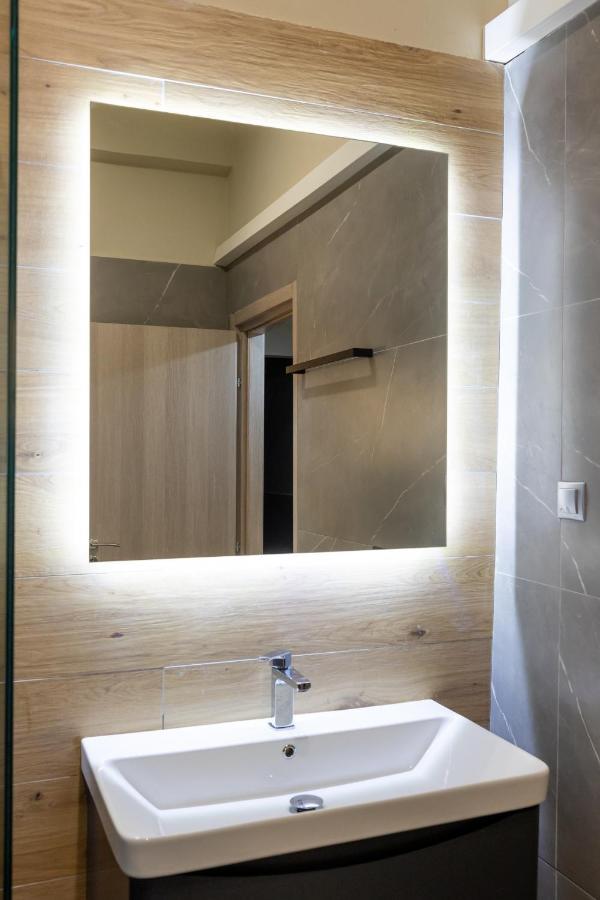 Noho Boutique , Premium Living Dikeou 8 Apartment Атина Екстериор снимка