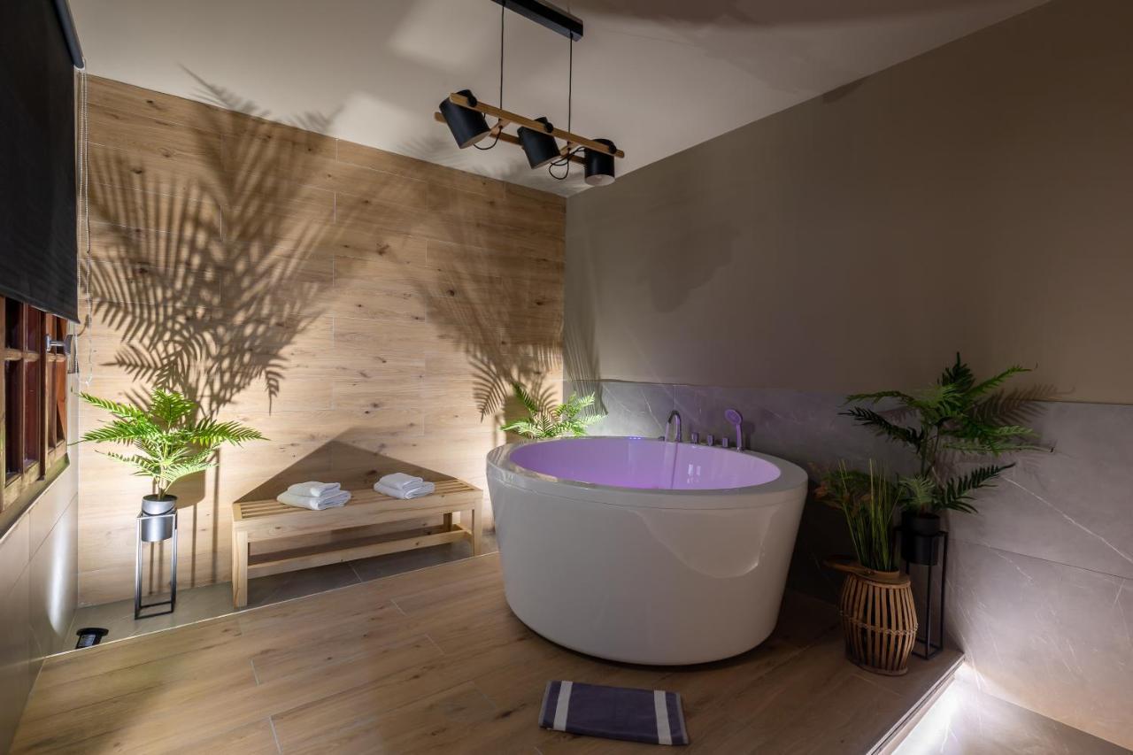 Noho Boutique , Premium Living Dikeou 8 Apartment Атина Екстериор снимка