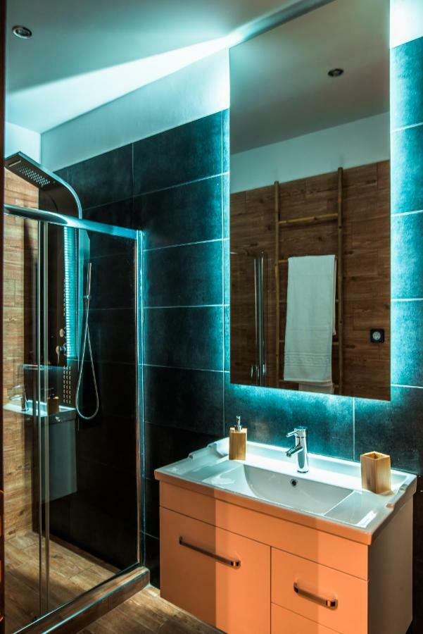 Noho Boutique , Premium Living Dikeou 8 Apartment Атина Екстериор снимка